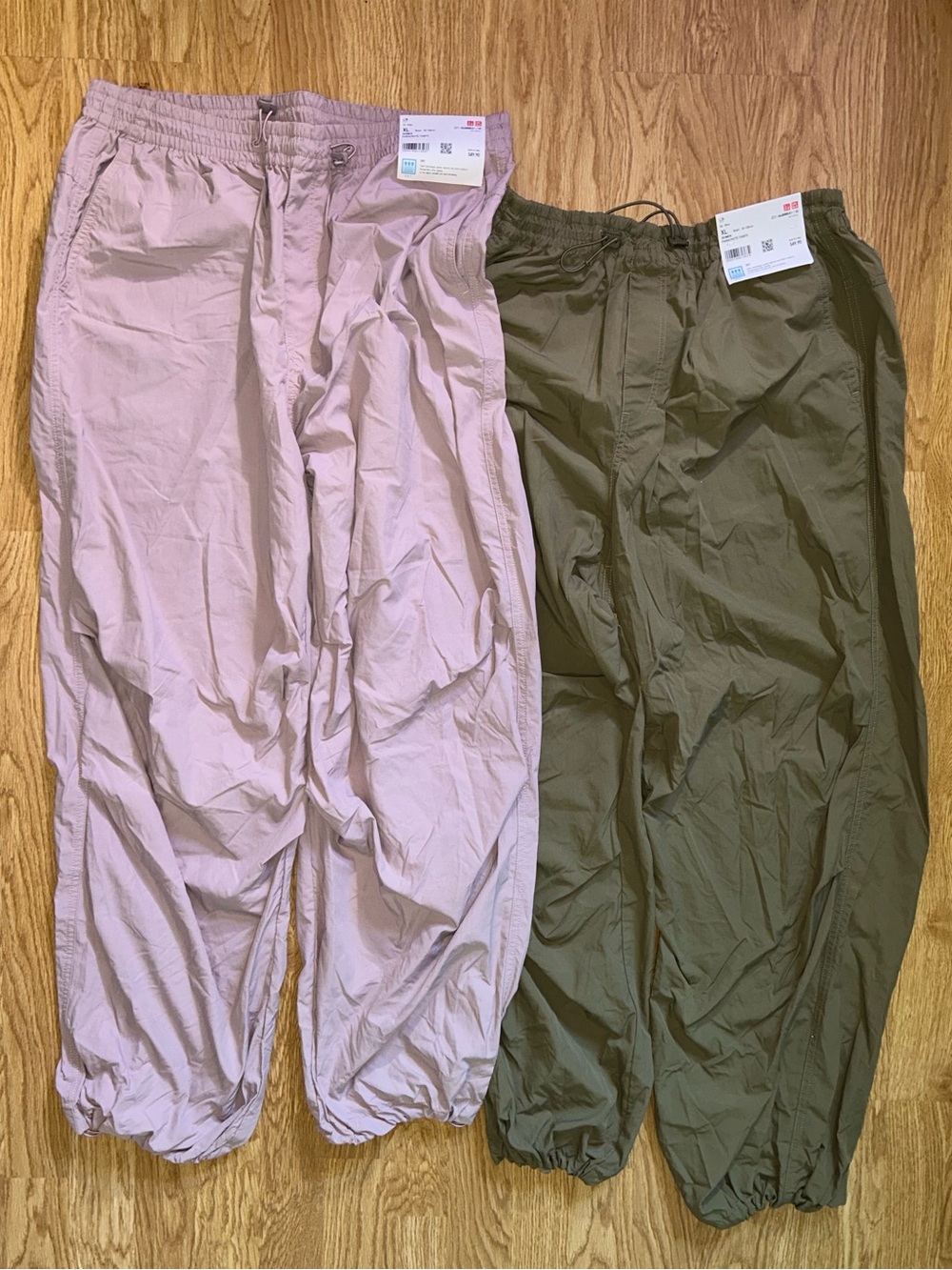 Bundle - Uniqlo XL Light Pink and Tan Olive Elastic Waist Cargo Joggers